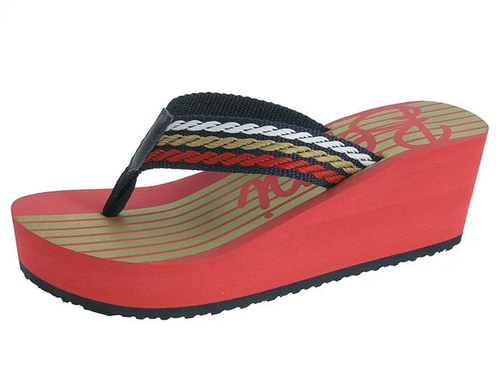 Beach slipper with wedge
