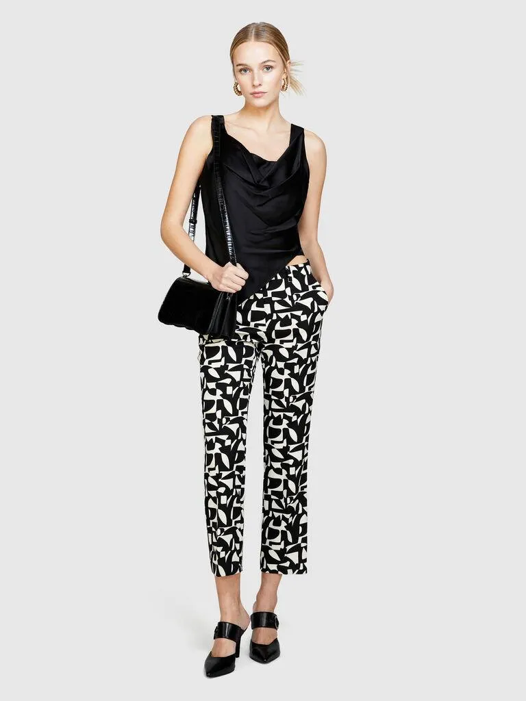 Top assimétrico em cetim