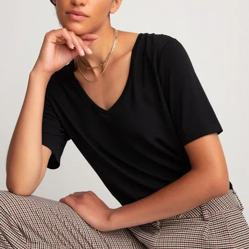 T-shirt com decote em V, em lyocell