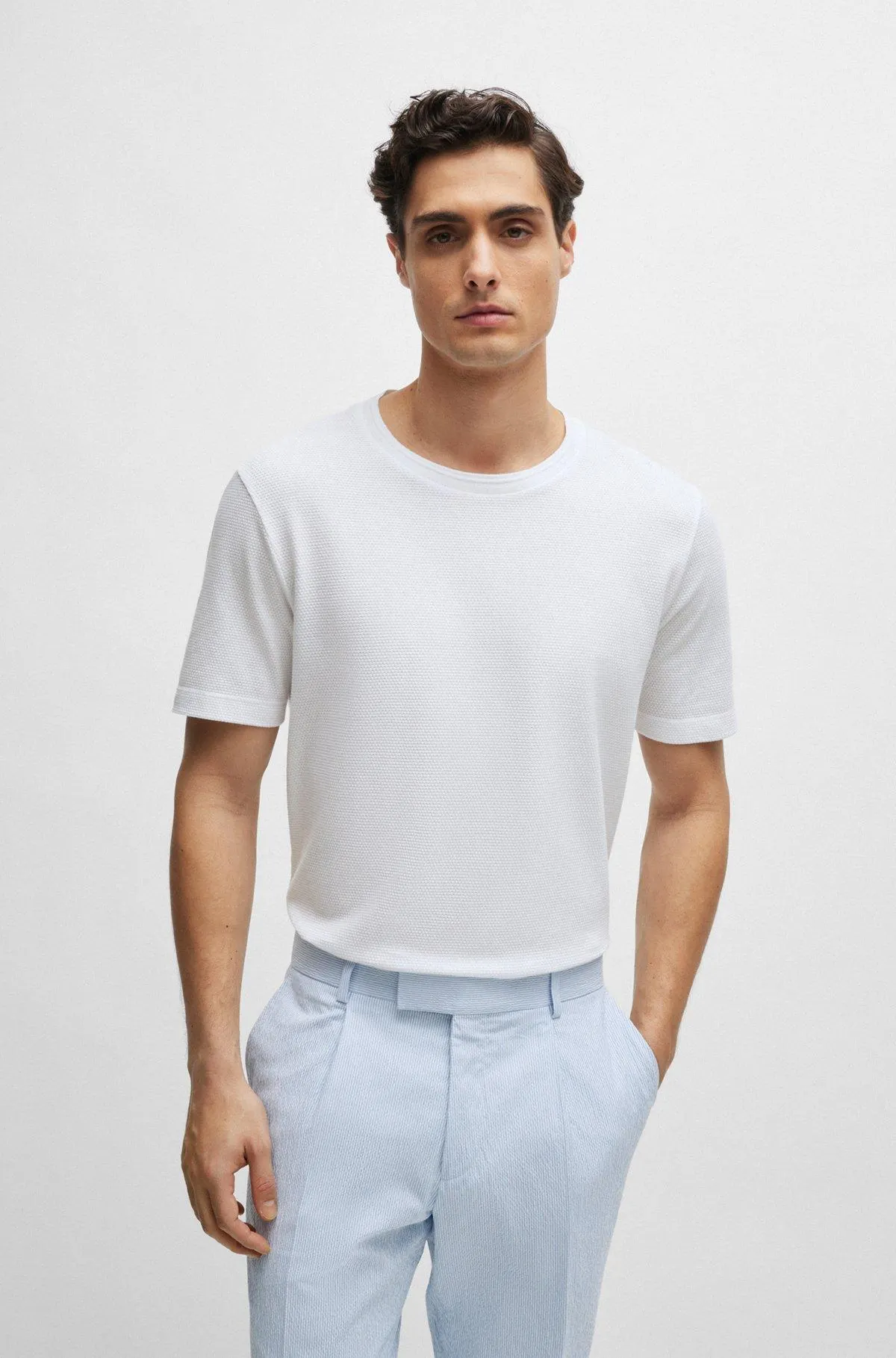 Camiseta en mezcla de algodón con estructura de jacquard de burbujas