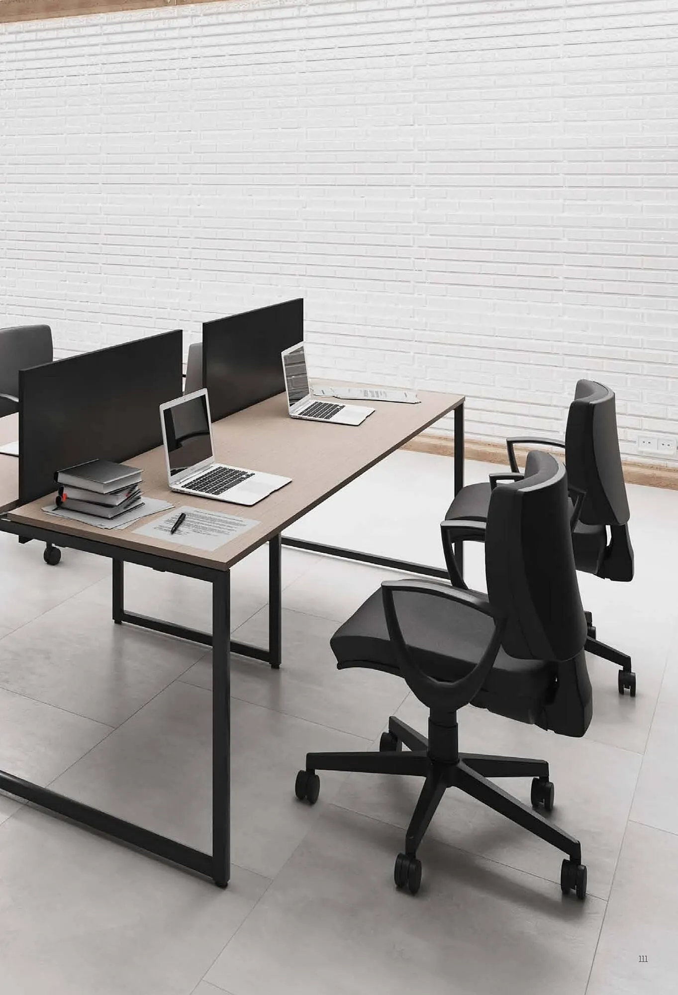 Folheto Folheto Staples de 3 de janeiro até 31 de dezembro 2025 - Pagina 111