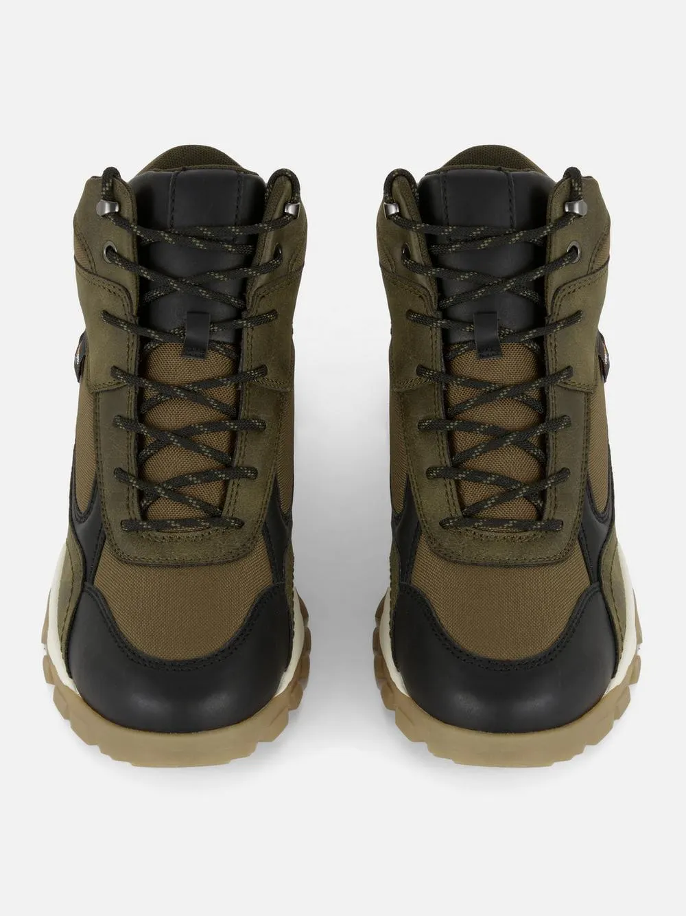 Botas caminhada atacadores