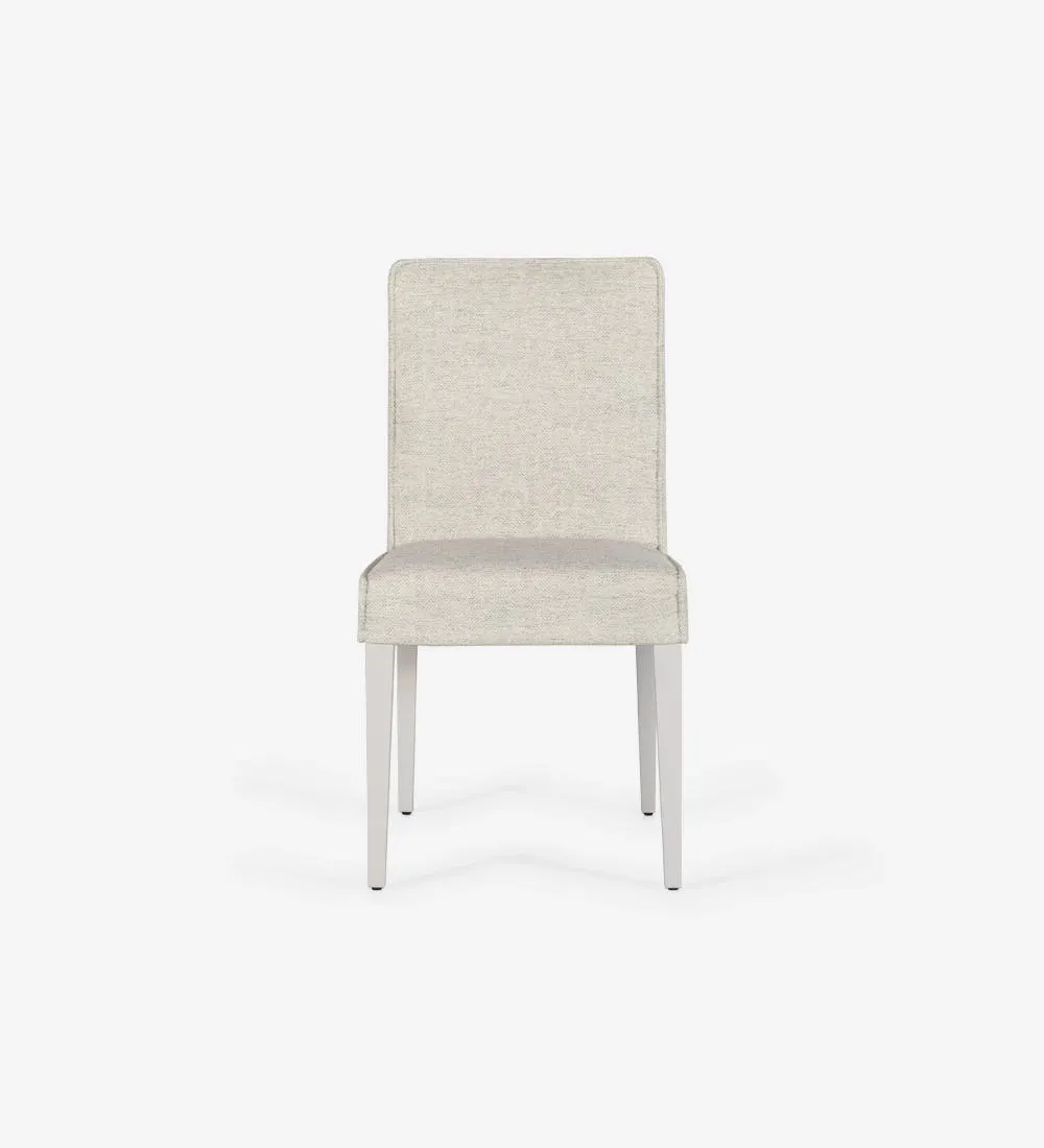 Cadeira estofada a tecido, com pés lacados a pérola