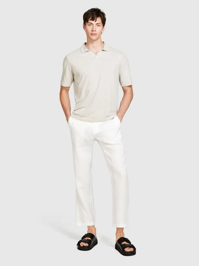 Regular fit trousers in 100% linen