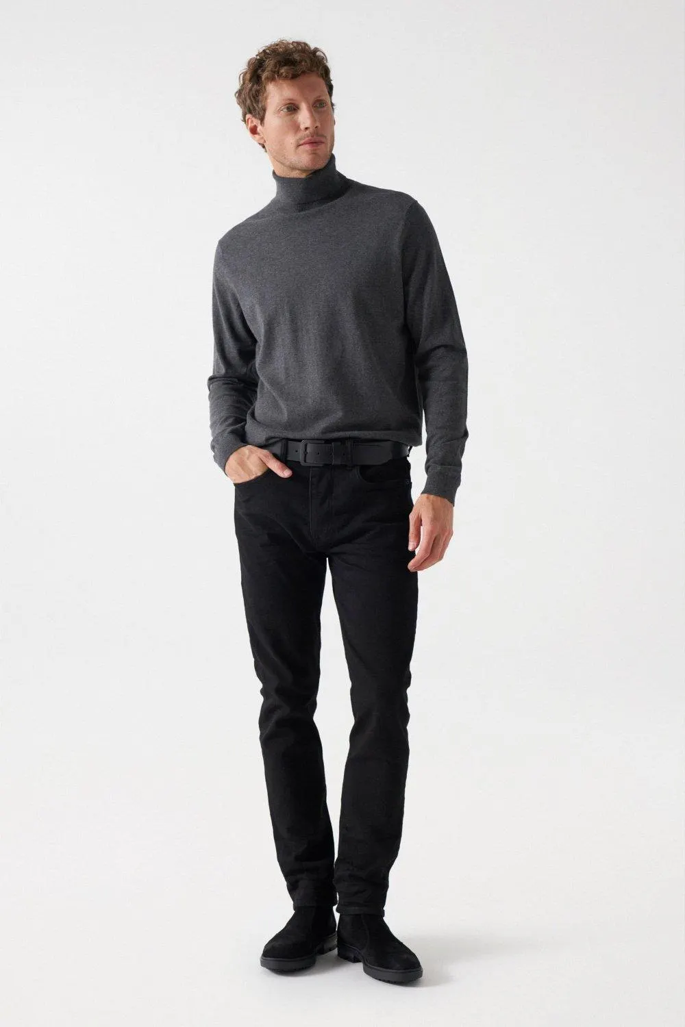 CALÇAS DE GANGA SLIM PRETAS