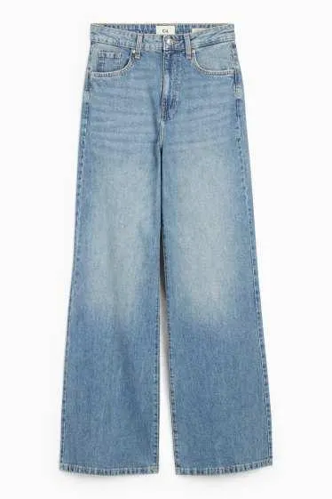 Wide leg jeans - high waist