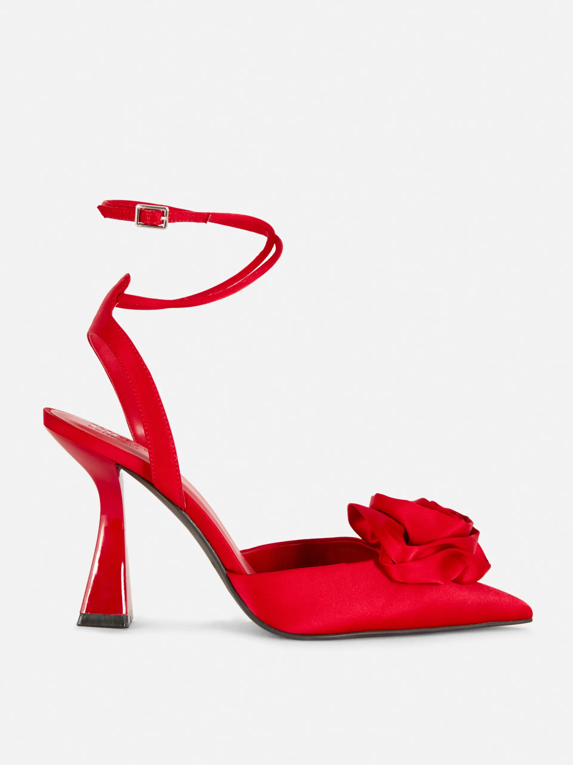 Sapatos salto alto rosa cetim Rita Ora