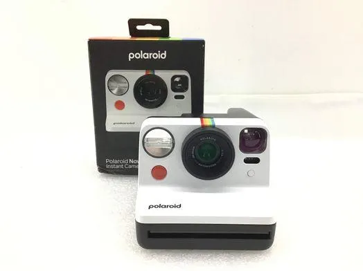 maquina instantanea polaroid now