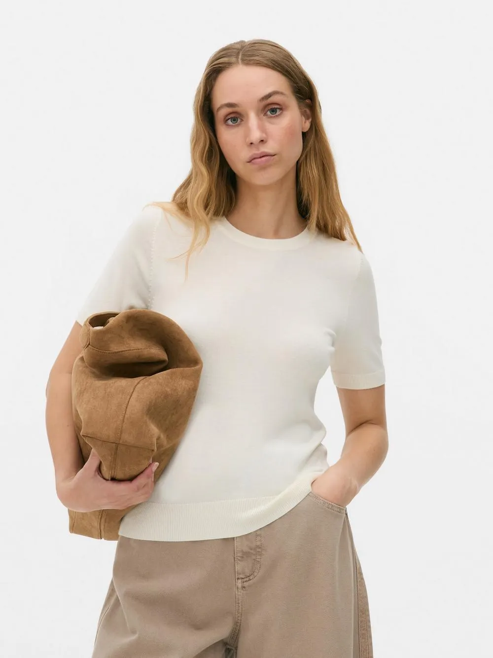 Eng anliegendes, kurzärmeliges T-Shirt