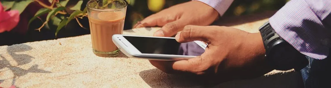 DESTAQUES EM TELEMÓVEIS E COMUNICAÇÕES