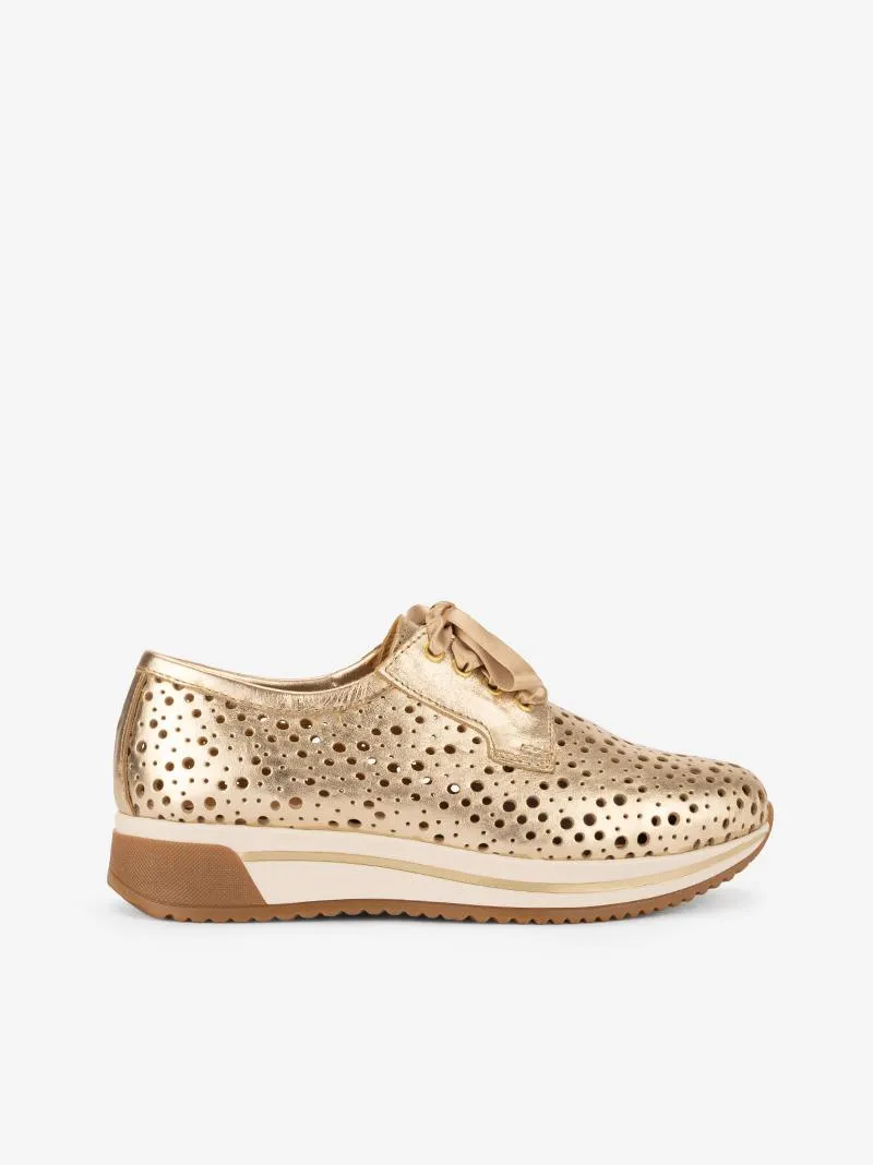 SAPATO EM PELE METALIZADA DE ATACADOR EM CETIM