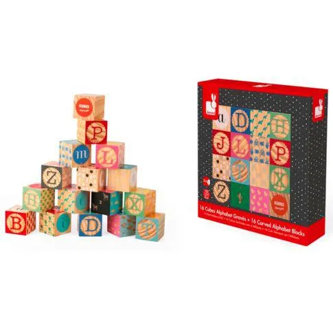 Jogo de cubos de madeira