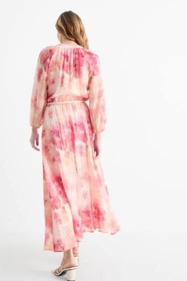 V-neck dress and belt - patterned