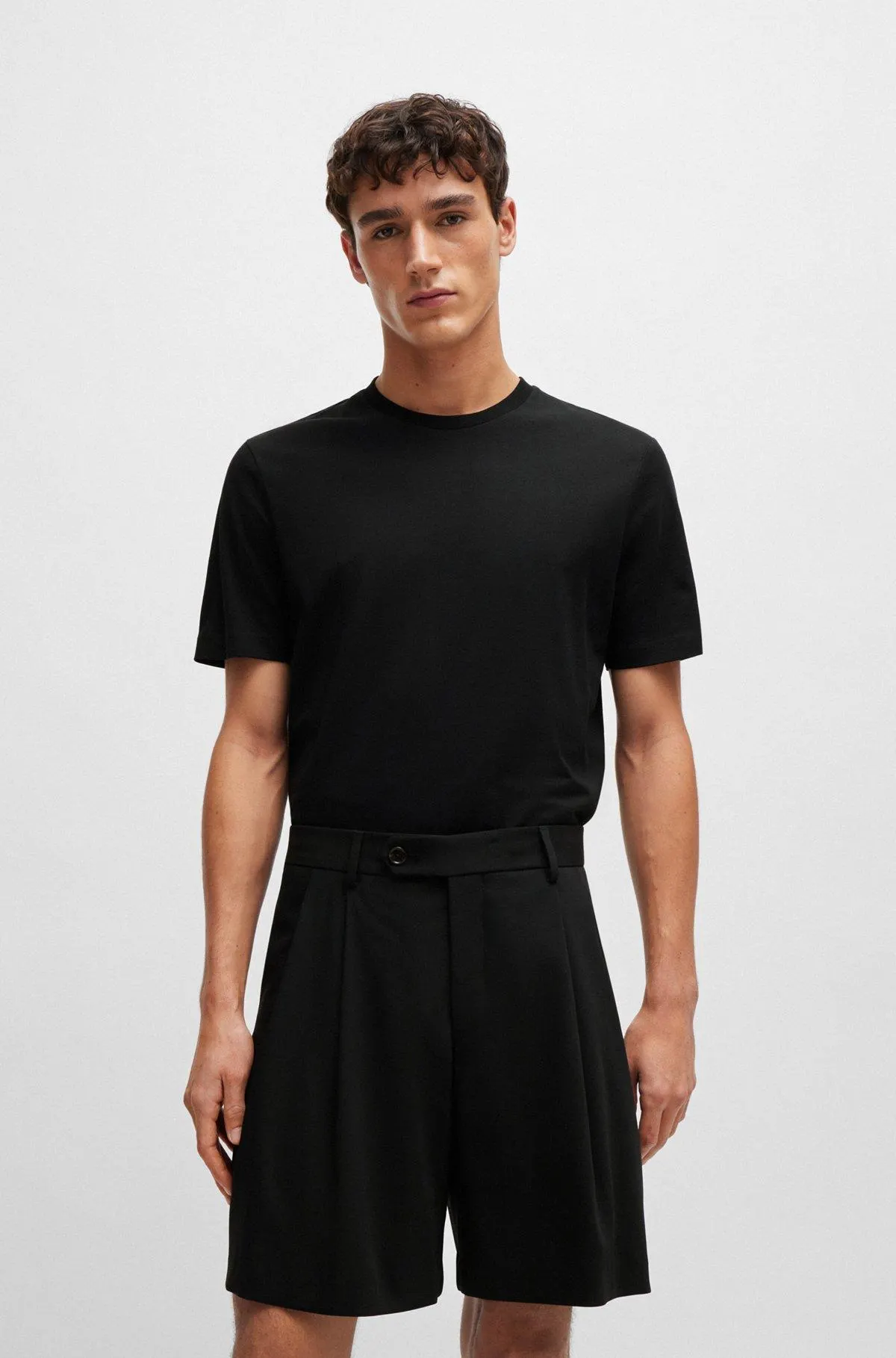 Camiseta regular fit de punto de algodón con cuello acanalado