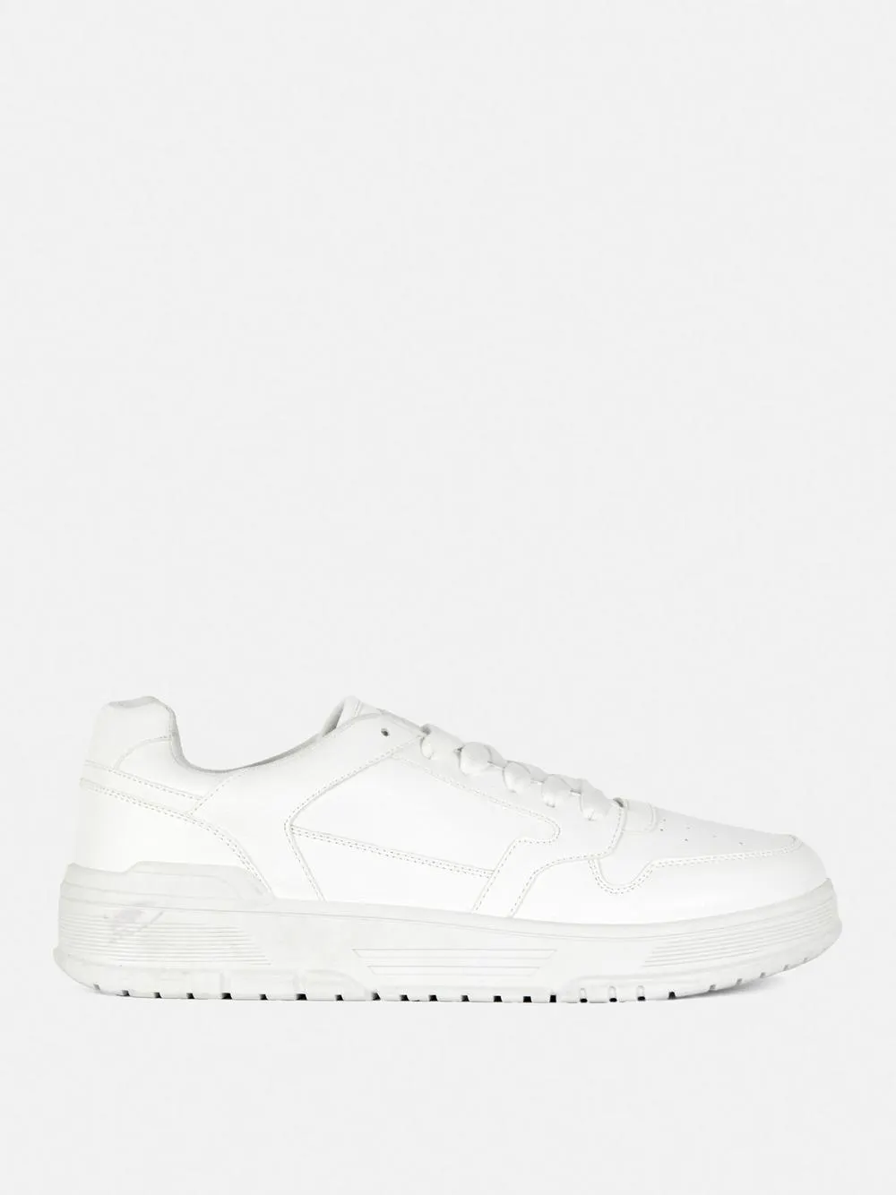 Ténis skate cano baixo