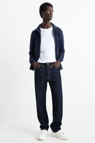 Regular jeans with button fly