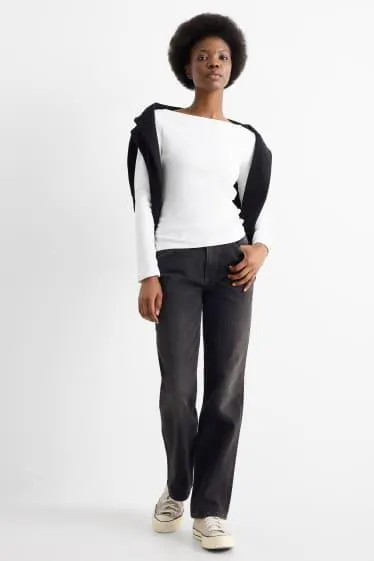 Straight jeans - low-rise waist