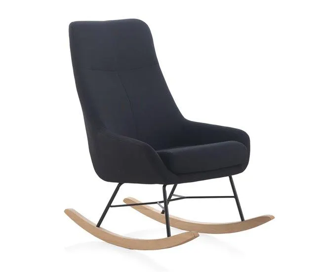 Cadeira de balanço estofada em madeira de faia e pernas de metal