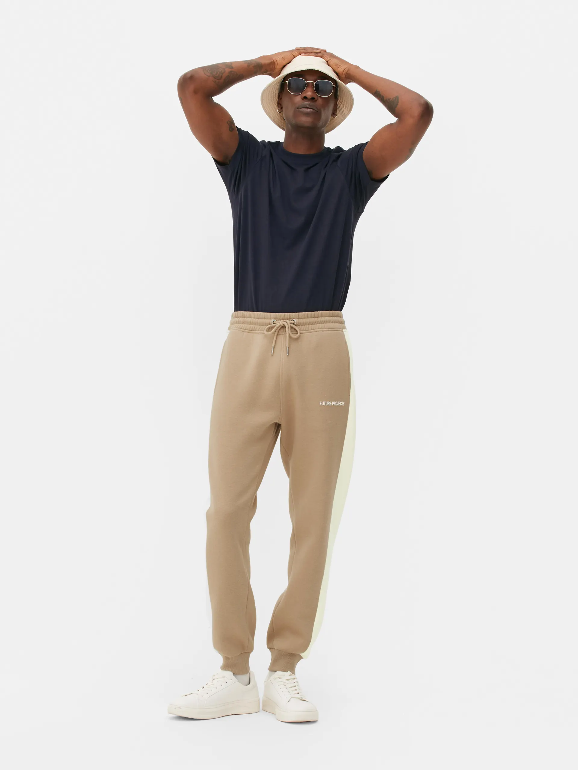 Calças de treino risca lateral