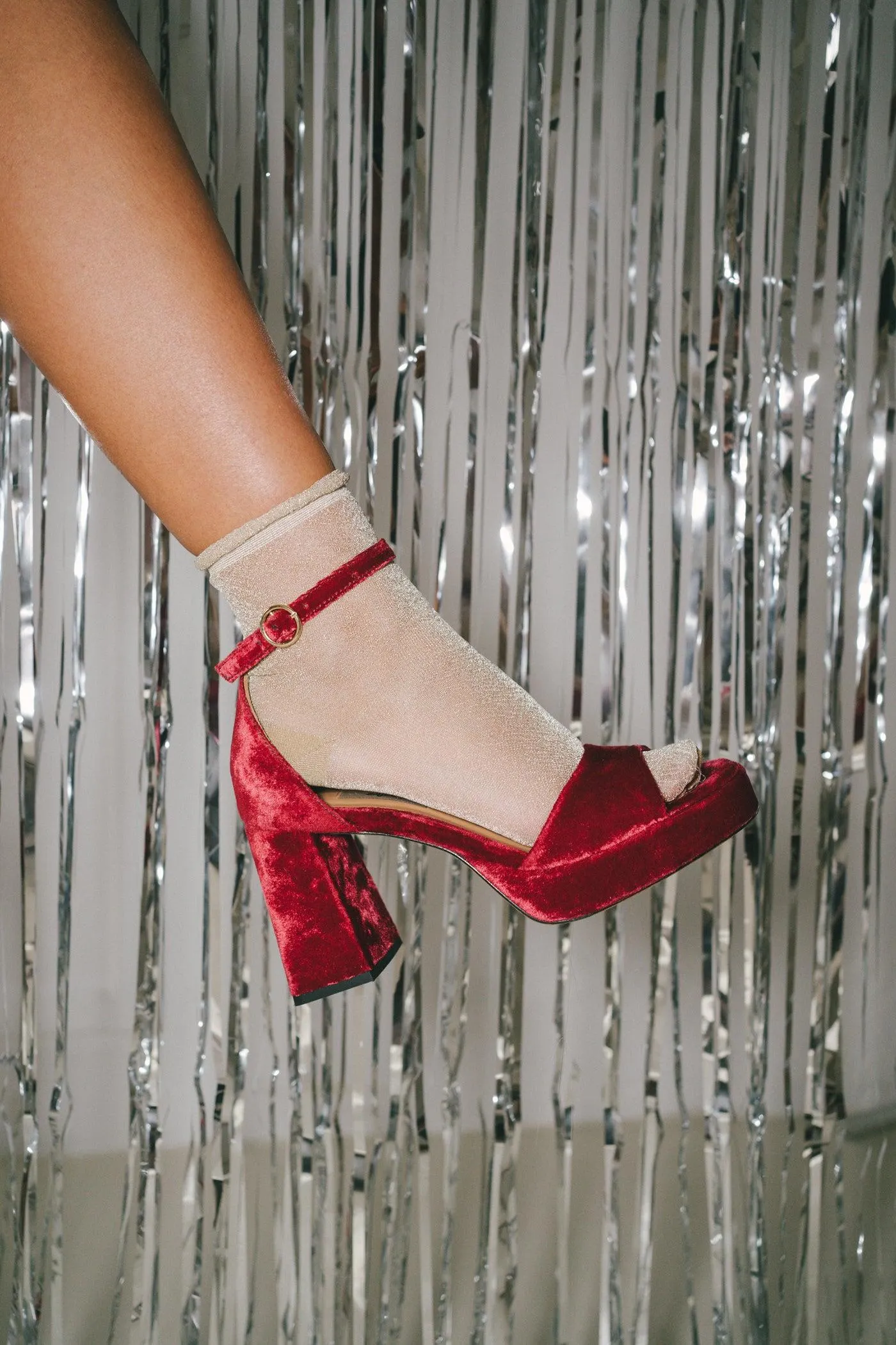 Sandálias de salto alto de festa em veludo