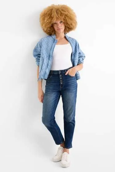 Boyfriend jeans - mid-rise waist