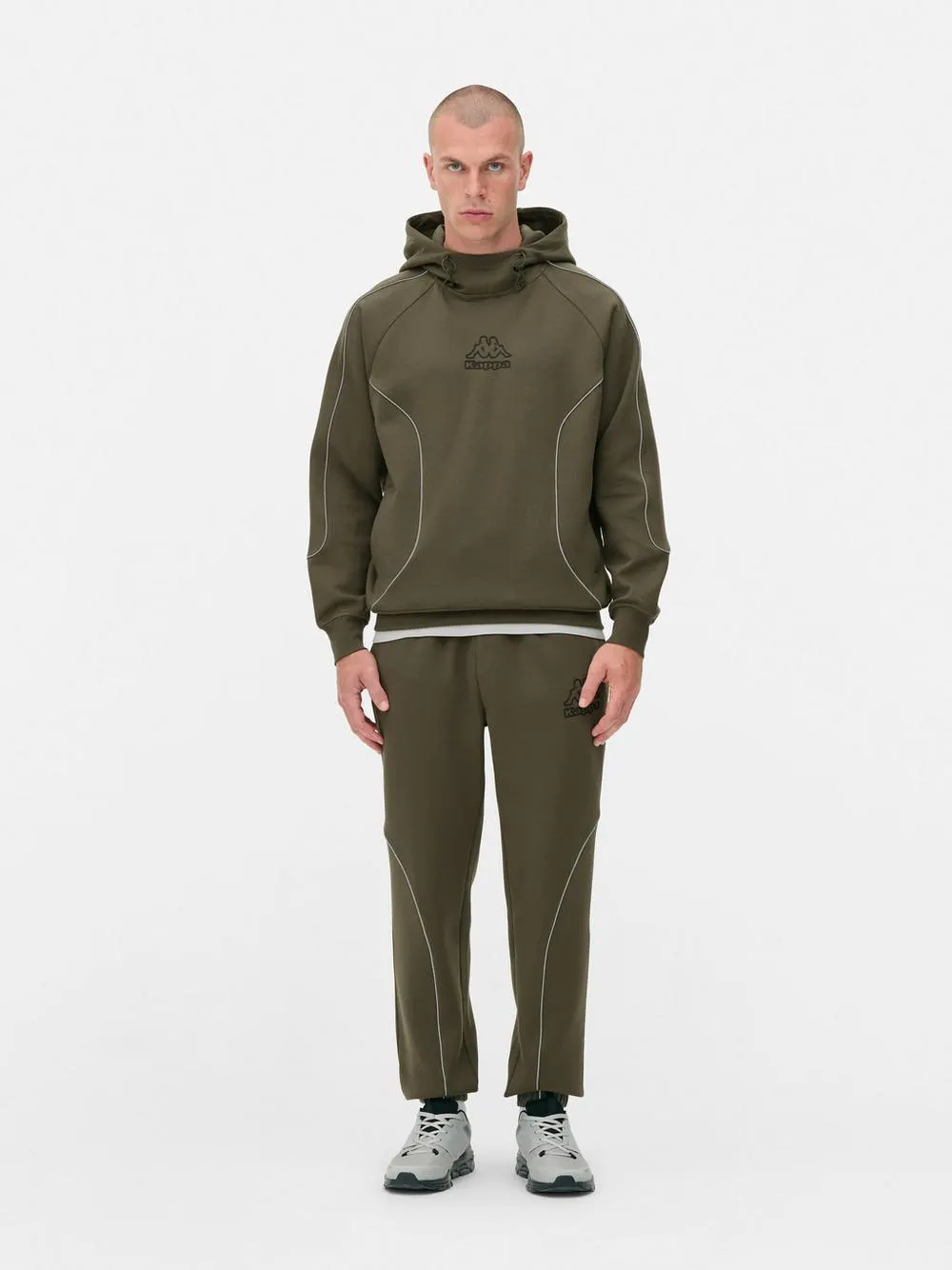 Camisola capuz Kappa detalhe debrum