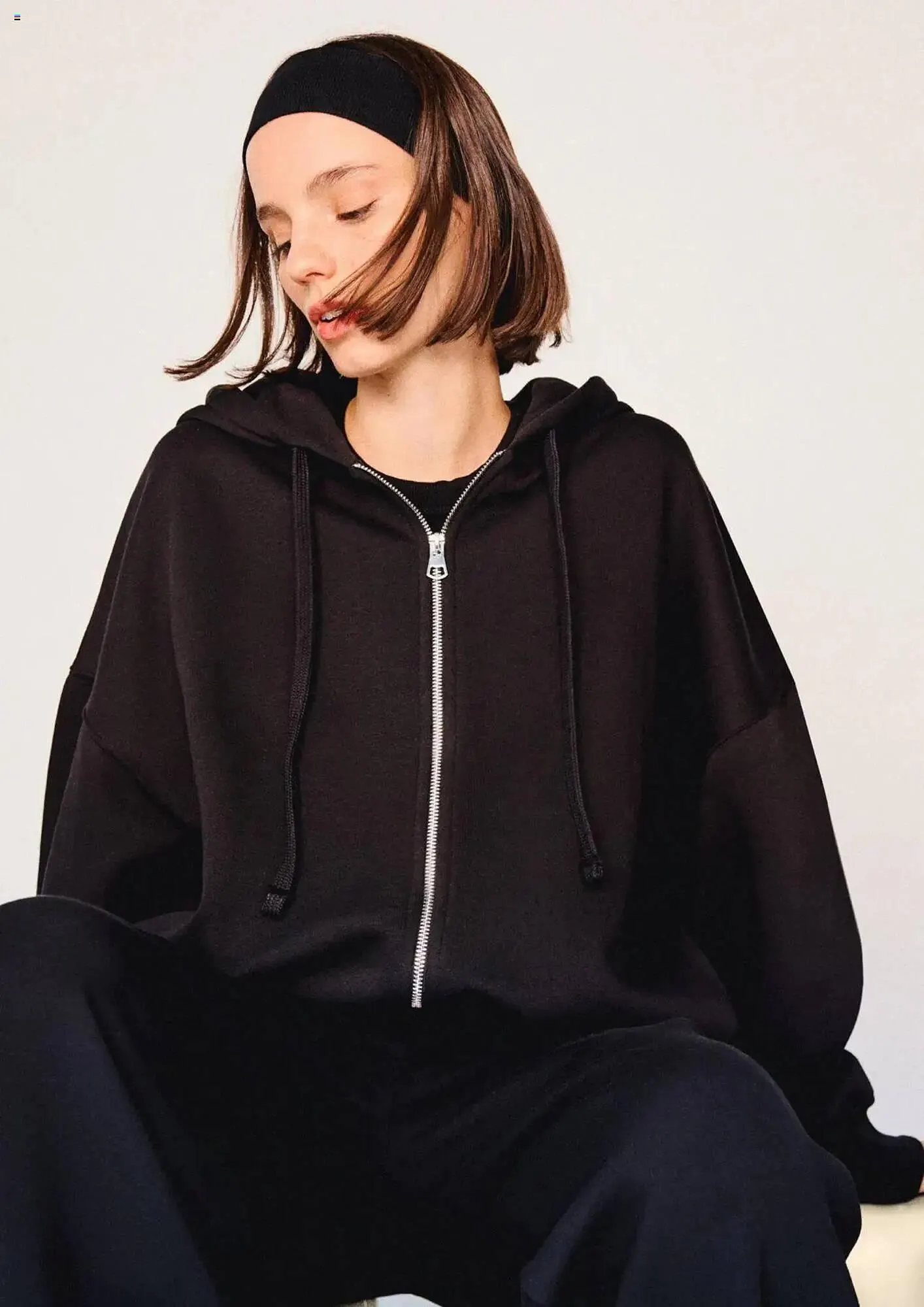 Catalog Catalog Bershka de la 1 februarie până la 28 februarie 2025 - Revista Pagina 12