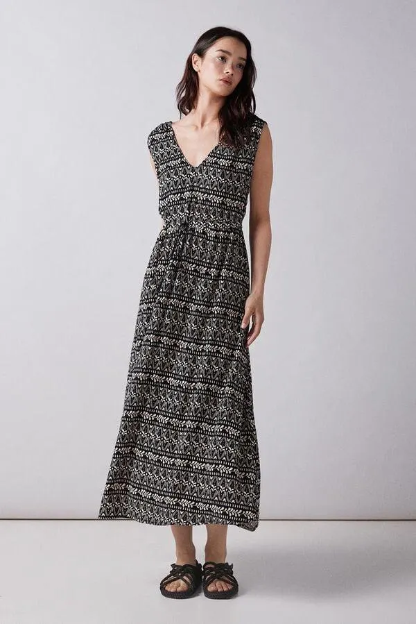 Vestido midi crochet hombros