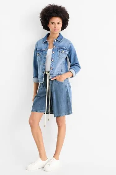 Denim Bermuda shorts with belt - mid-rise waist
