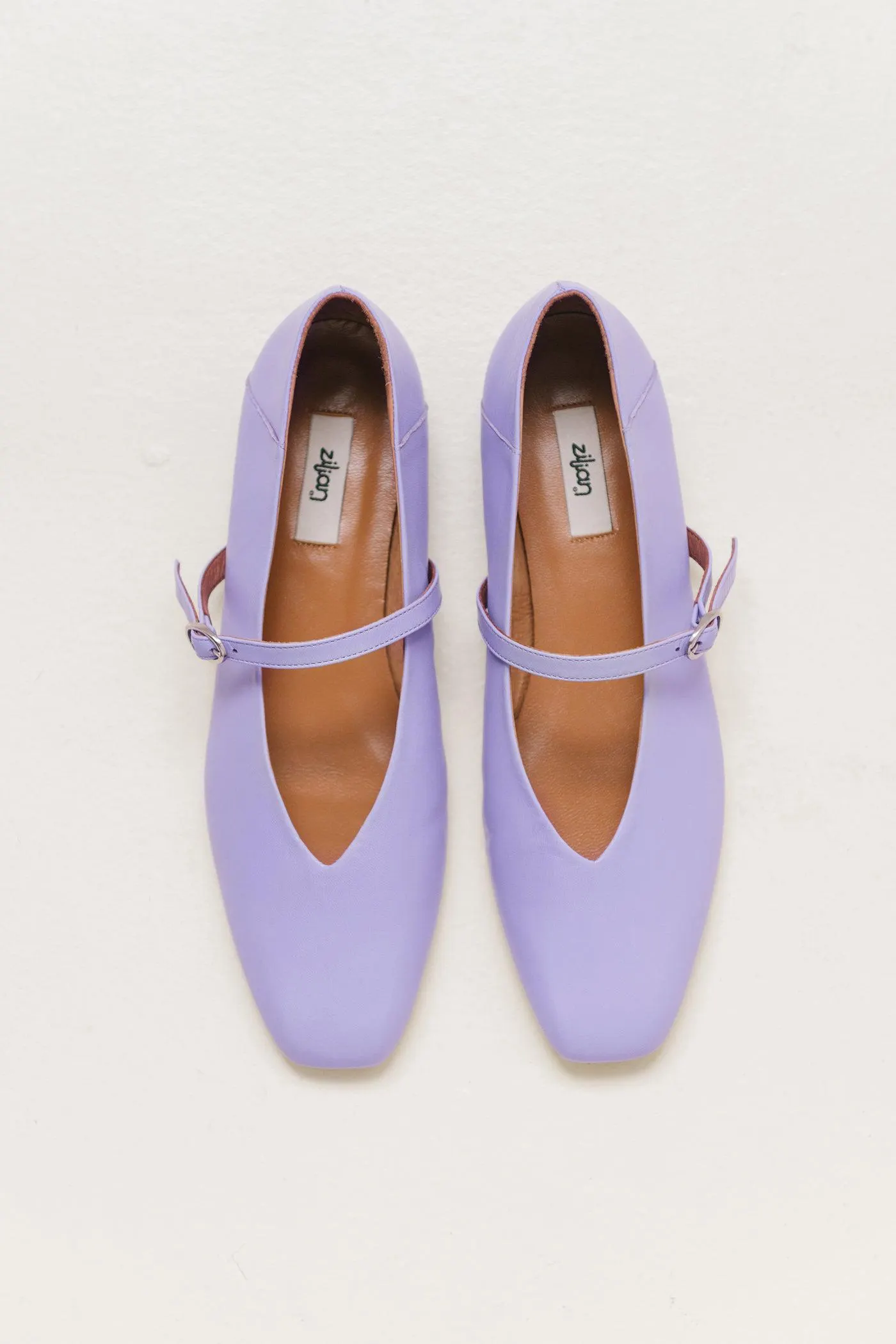 Sabrinas estilo mary jane em pele Lilac