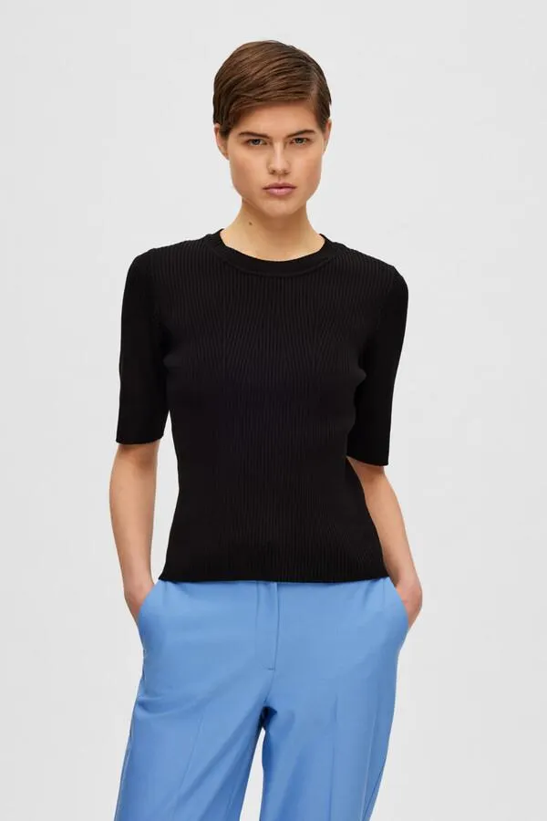 Top de punto de manga corta confeccionado con Lenzing Ecovero