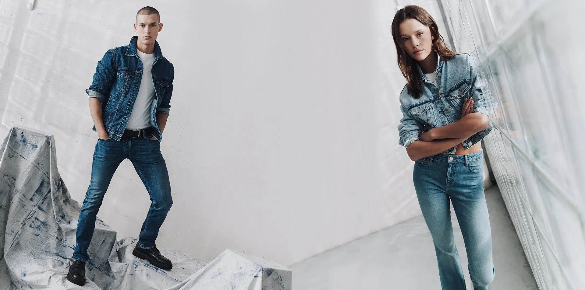 T-shirt Estampado Frontal com Relevo