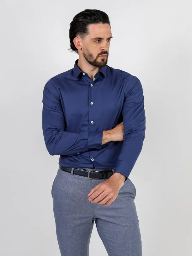Camisa clássica lisa slim fit