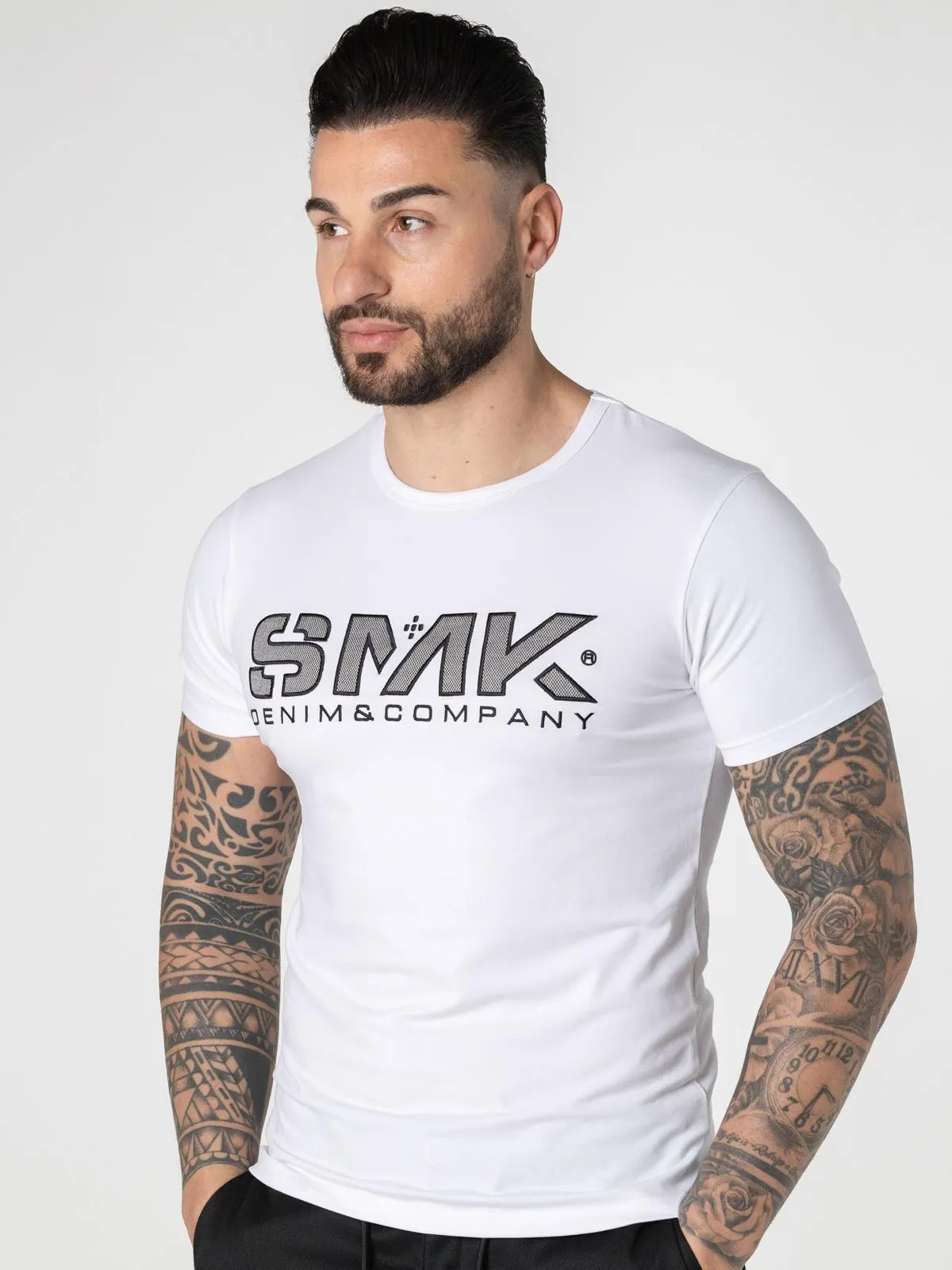 T-SHIRT SMK LETRAS PRETO
