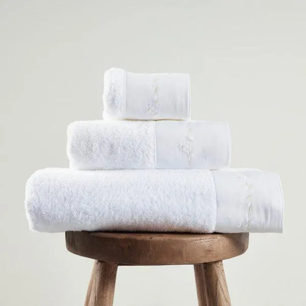 Jogo de Banho Bordado Amor