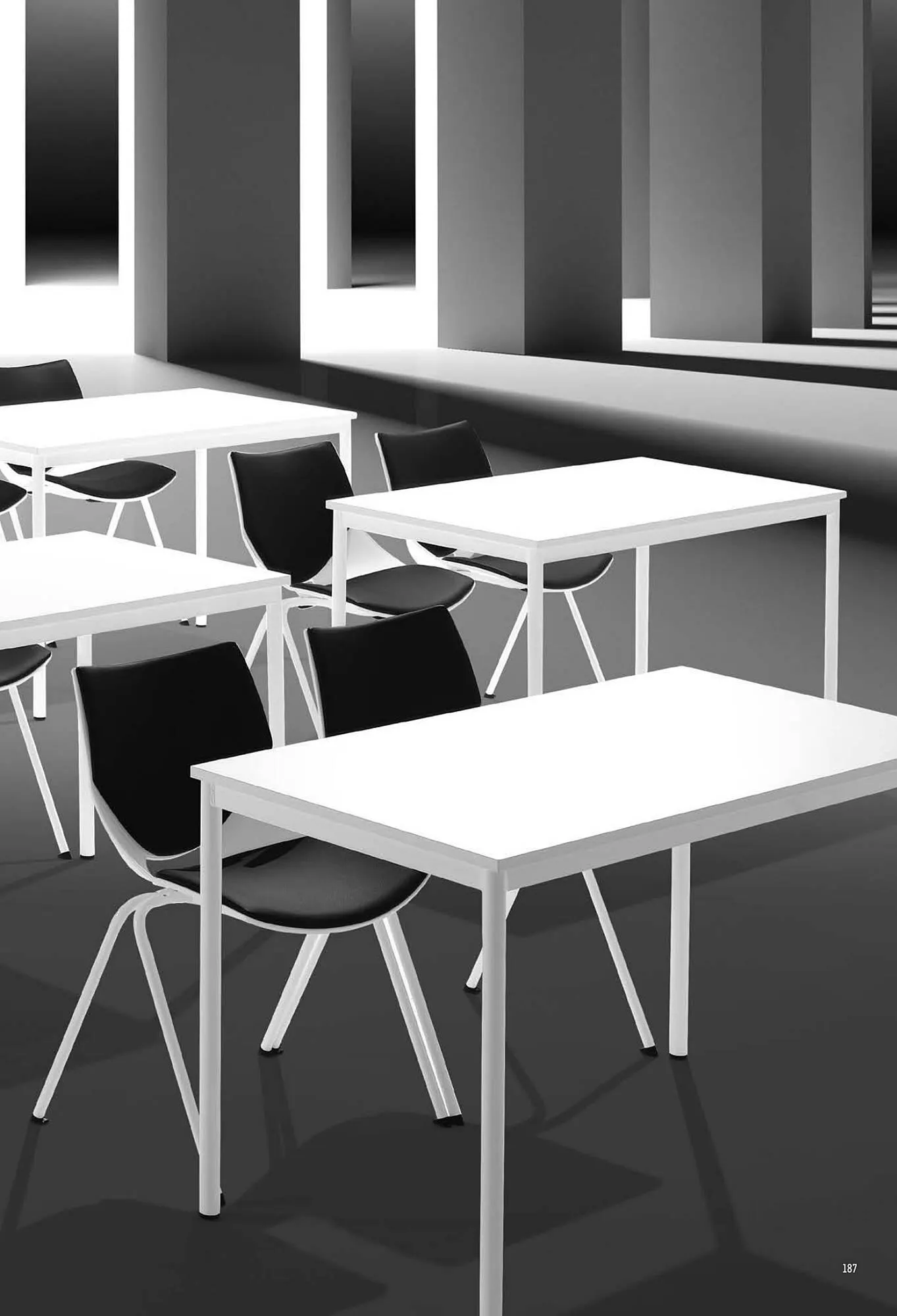 Folheto Folheto Staples de 3 de janeiro até 31 de dezembro 2025 - Pagina 187