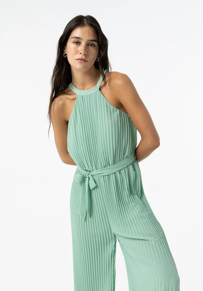 Macacão Plissado com Cinto