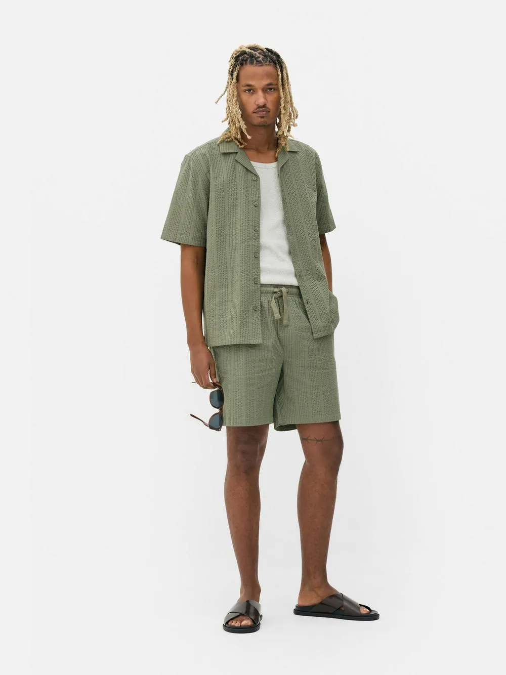 Calções seersucker texturados coordenados