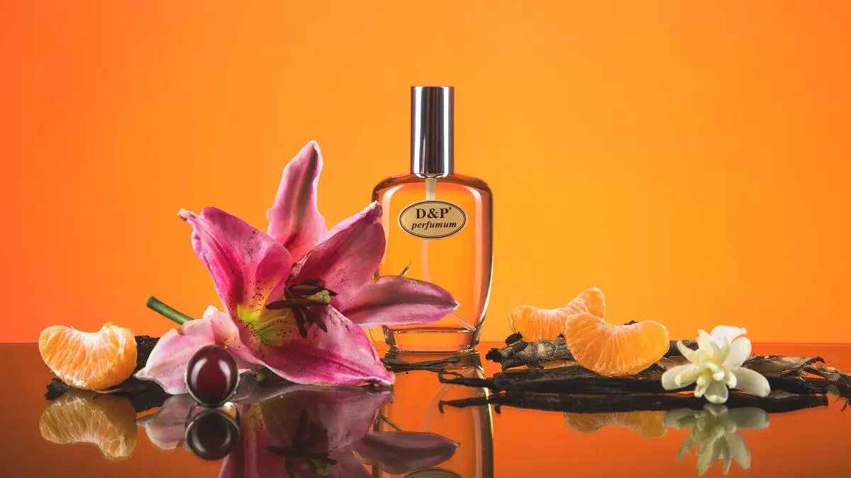 D6 - Eau de parfum femei