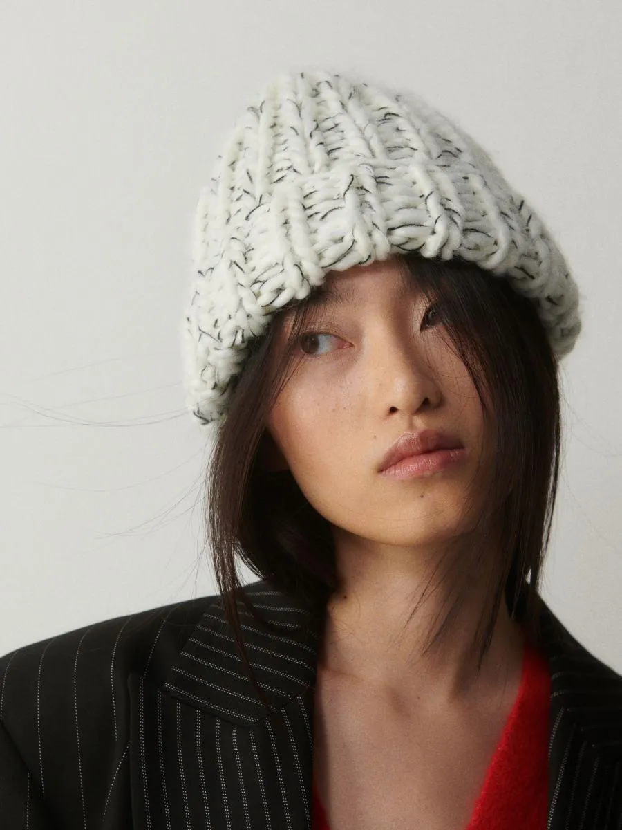 Căciulă din jerseu gros