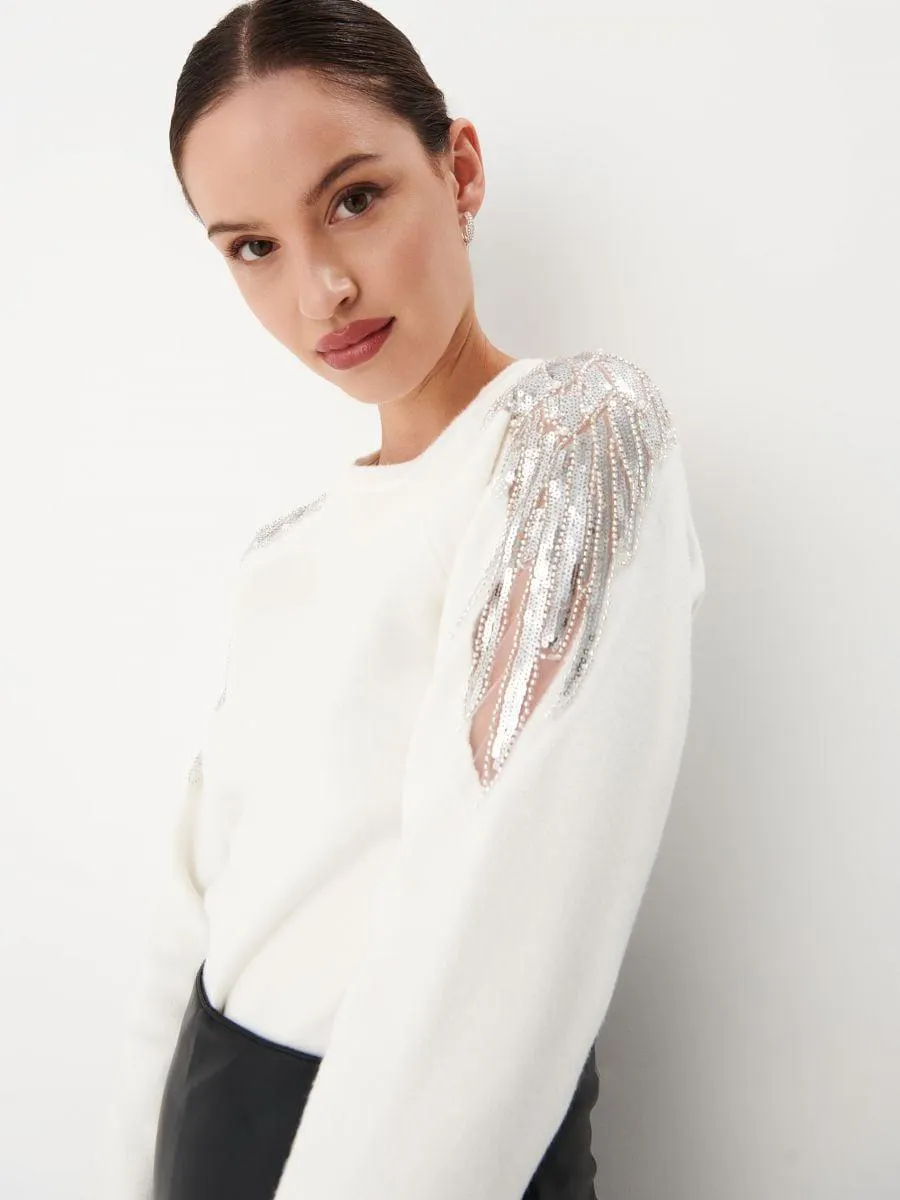 Pulover cu aplicație