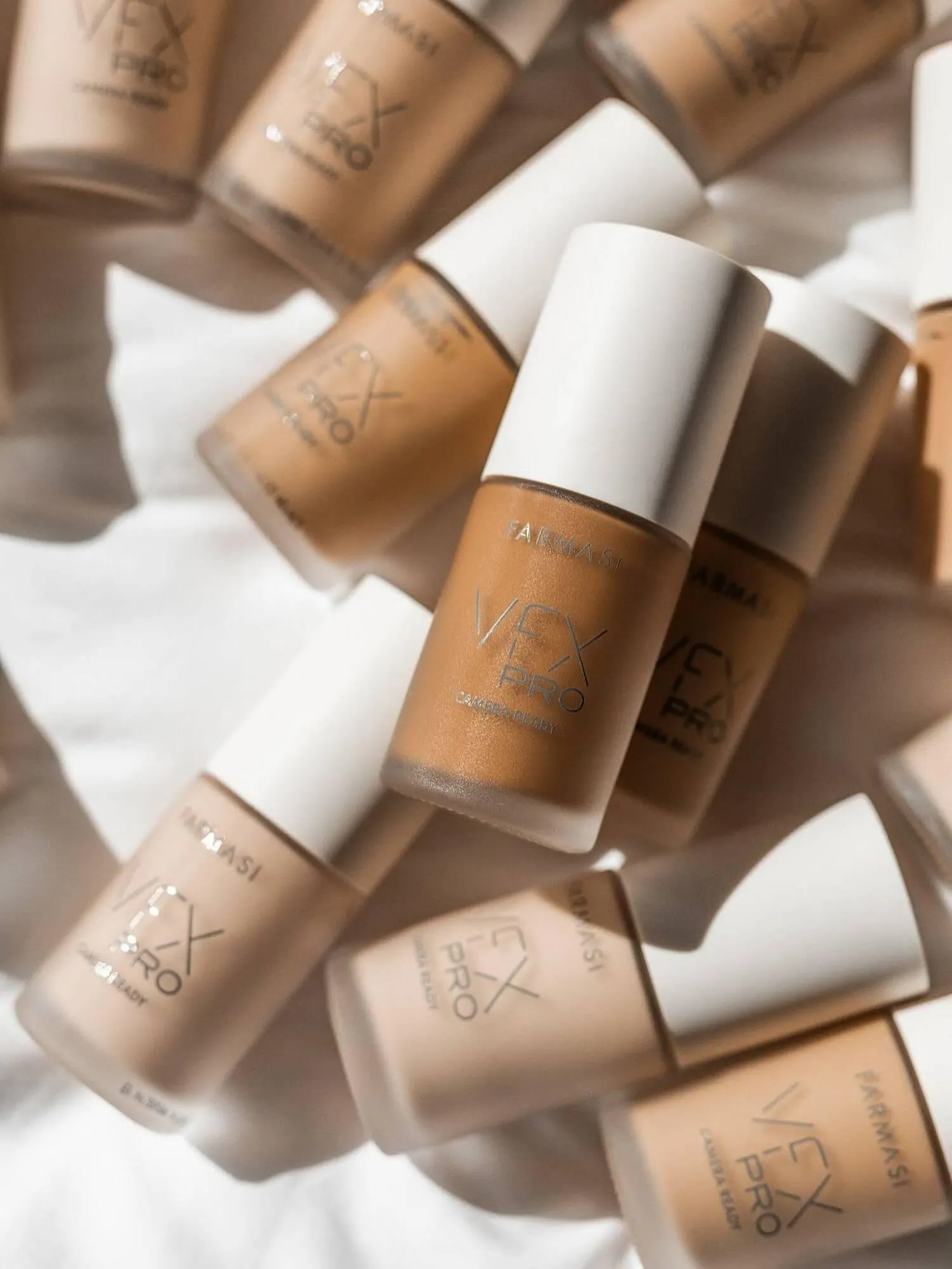 Catalog Catalog Farmasi de la 4 iulie până la 21 iulie 2025 - Revista Pagina 3