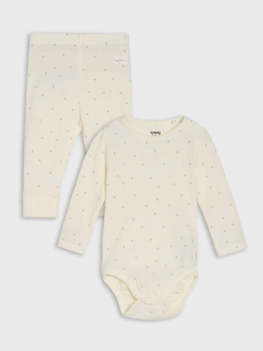 Set din tricotaj reiat