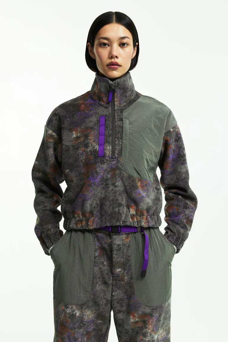 Bluză din fleece cu fermoar la gât