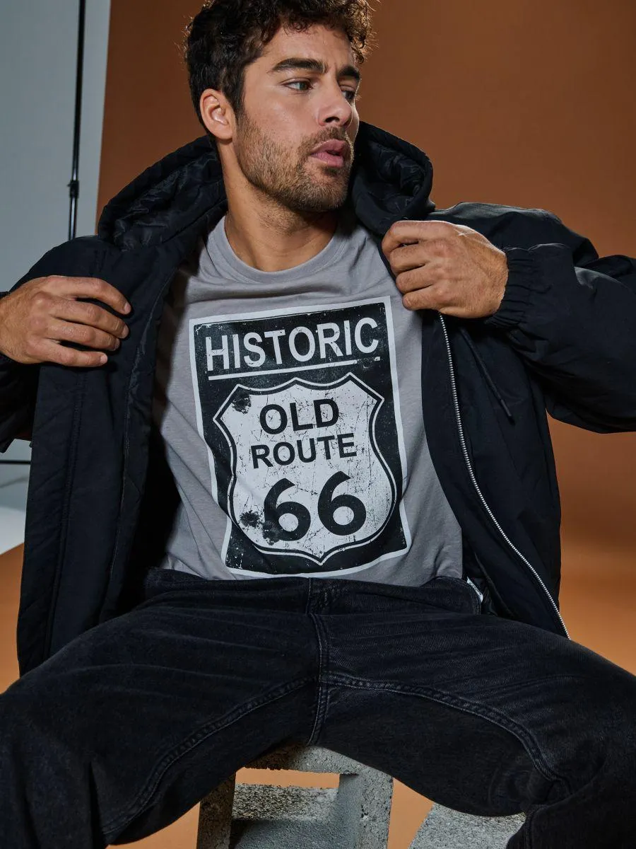 Tricou cu mânecă scurtă