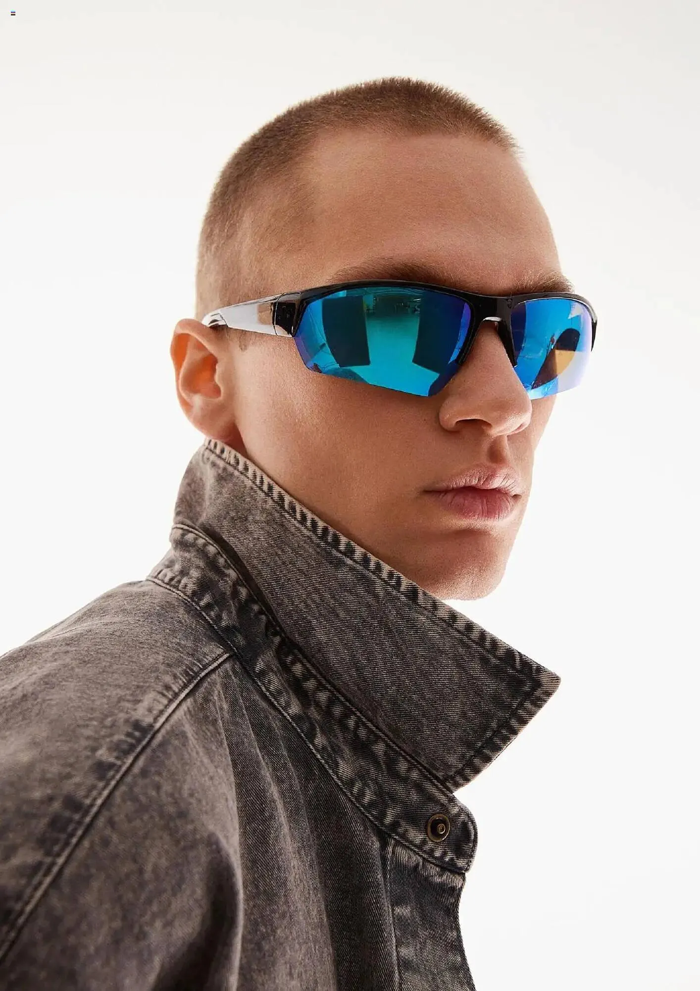 Catalog Catalog Bershka de la 1 aprilie până la 30 aprilie 2025 - Revista Pagina 11