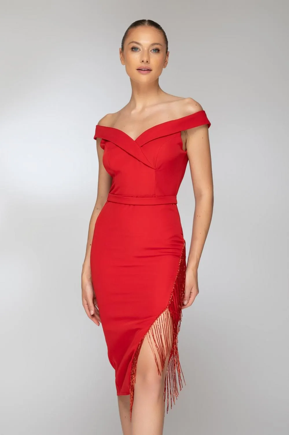 Rochie midi rosie cu franjuri