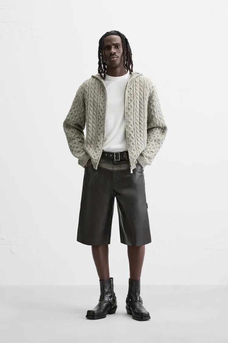 BERMUDE CU EFECT DE PIELE ȘI CUREA