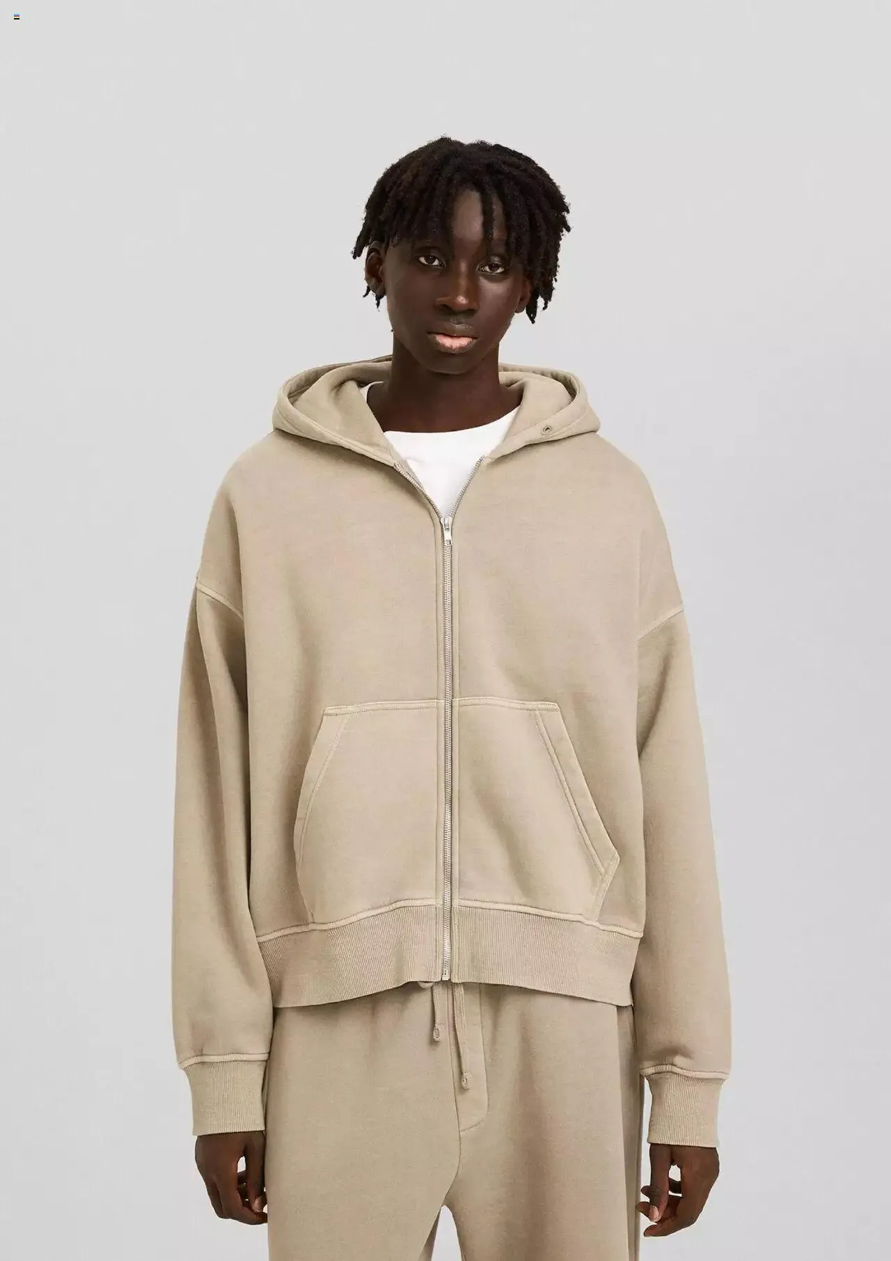 Catalog Bershka catalog - Men de la 1 decembrie până la 31 decembrie 2023 - Revista Pagina 10