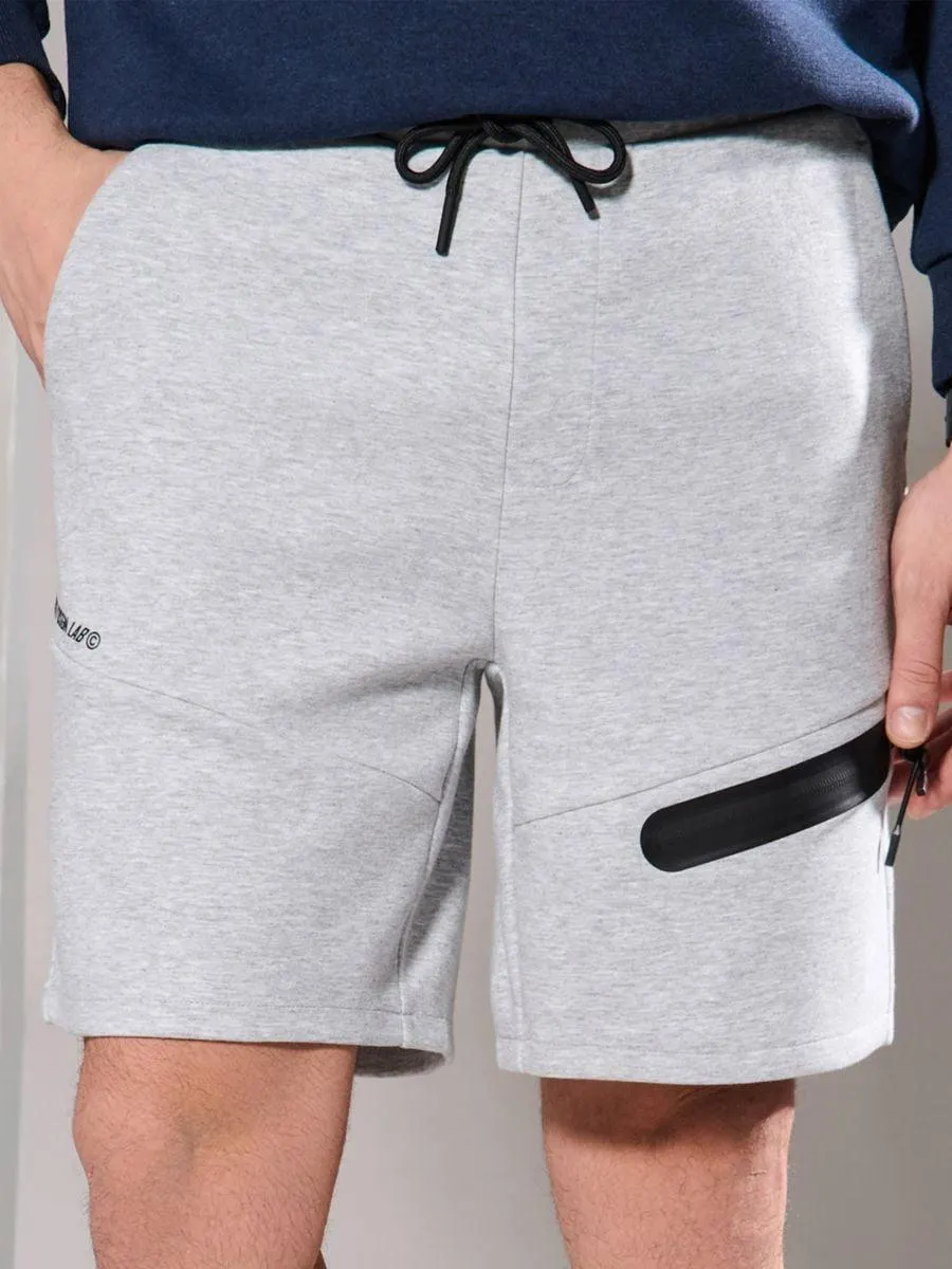 Pantaloni sport scurți